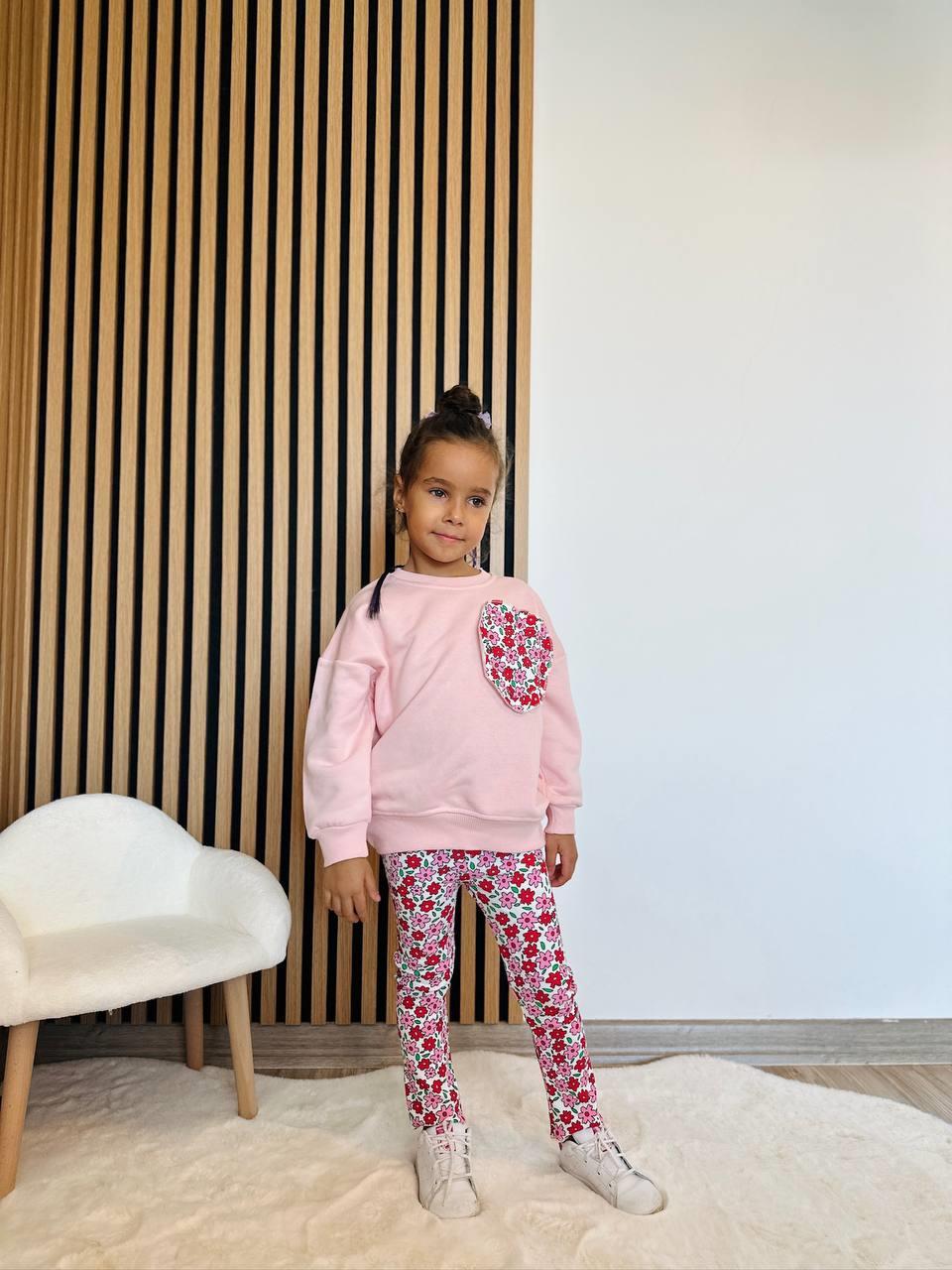 c38559e0-4aee-4d19-9550-1d7c506a1b27-91d7b3.jpeg Girls' Cotton Pink Heart Patterned Sweatshirt and Floral Leggings Set