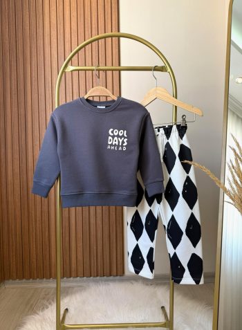 Unisex Kids Cotton Black Printed Sweatshirt and Patterned Bermuda Set