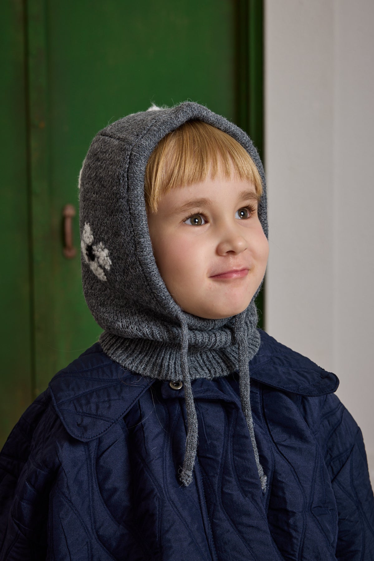 cicek-orgulu-balaclava-bere-antrasit-10923.jpg Flower Woven Balaclava Beanie Charcoal