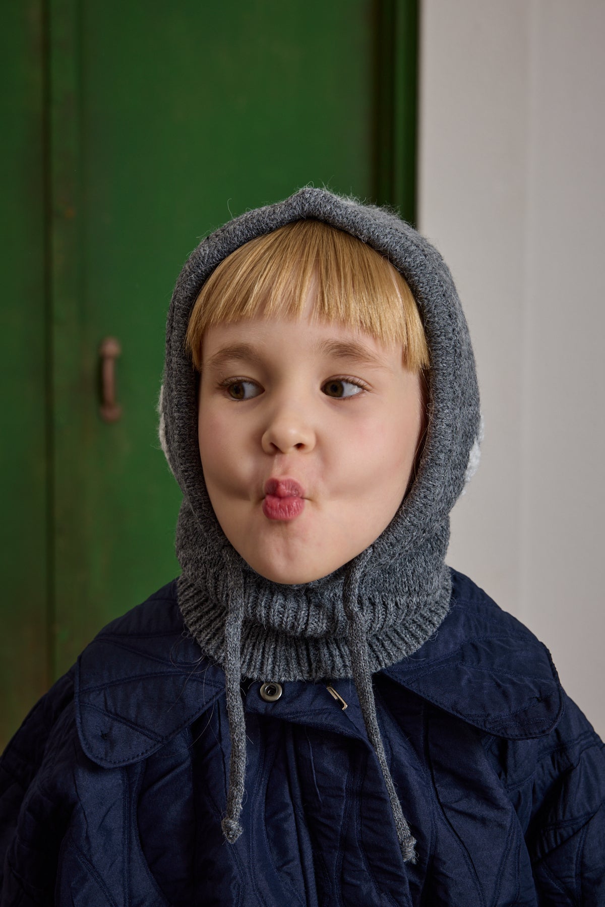 cicek-orgulu-balaclava-bere-antrasit-10924.jpg Flower Woven Balaclava Beanie Charcoal