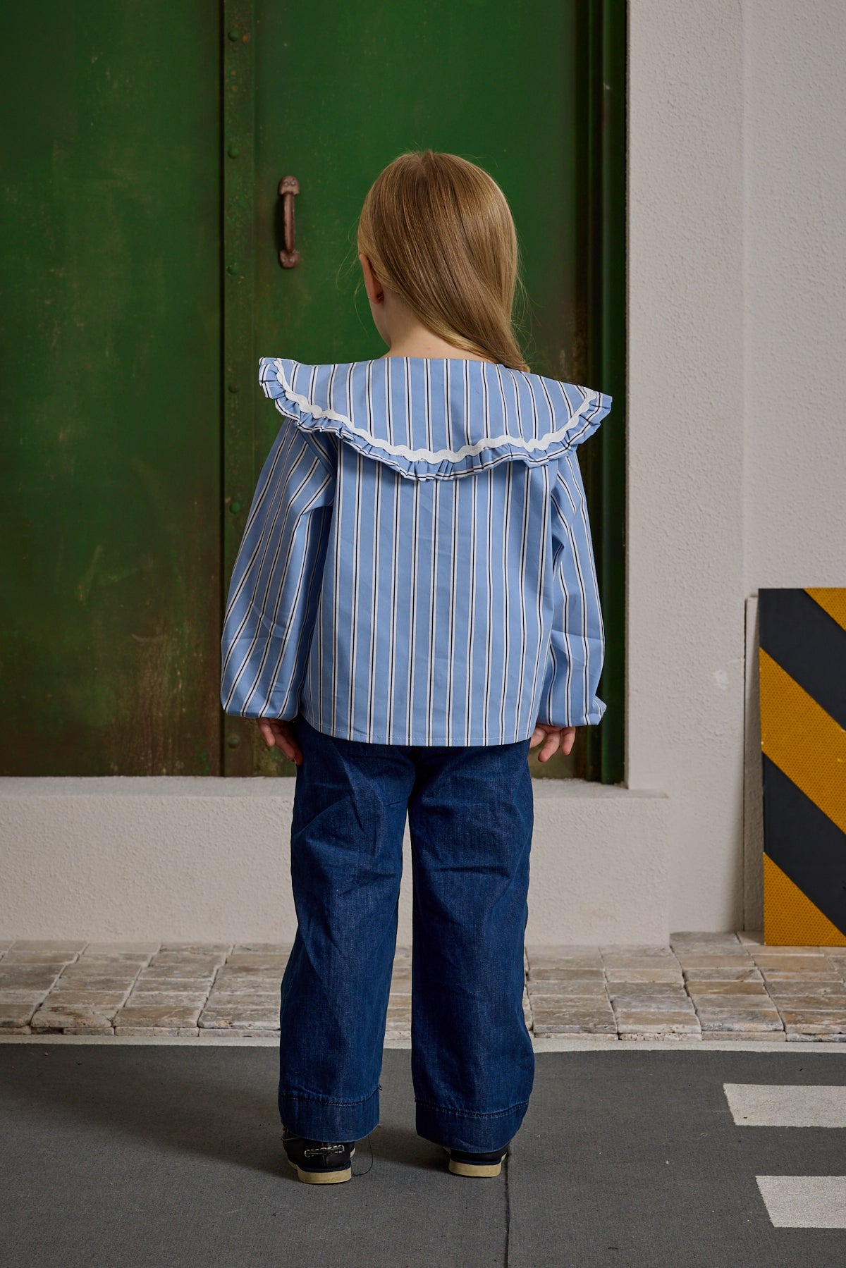 genis-yakali-cizgili-gomlek-mavi-11432.jpg Wide Collar Striped Shirt Blue