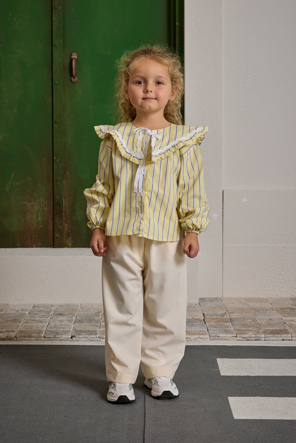 genis-yakali-cizgili-gomlek-sari-11420.jpg Wide Collar Striped Shirt Yellow