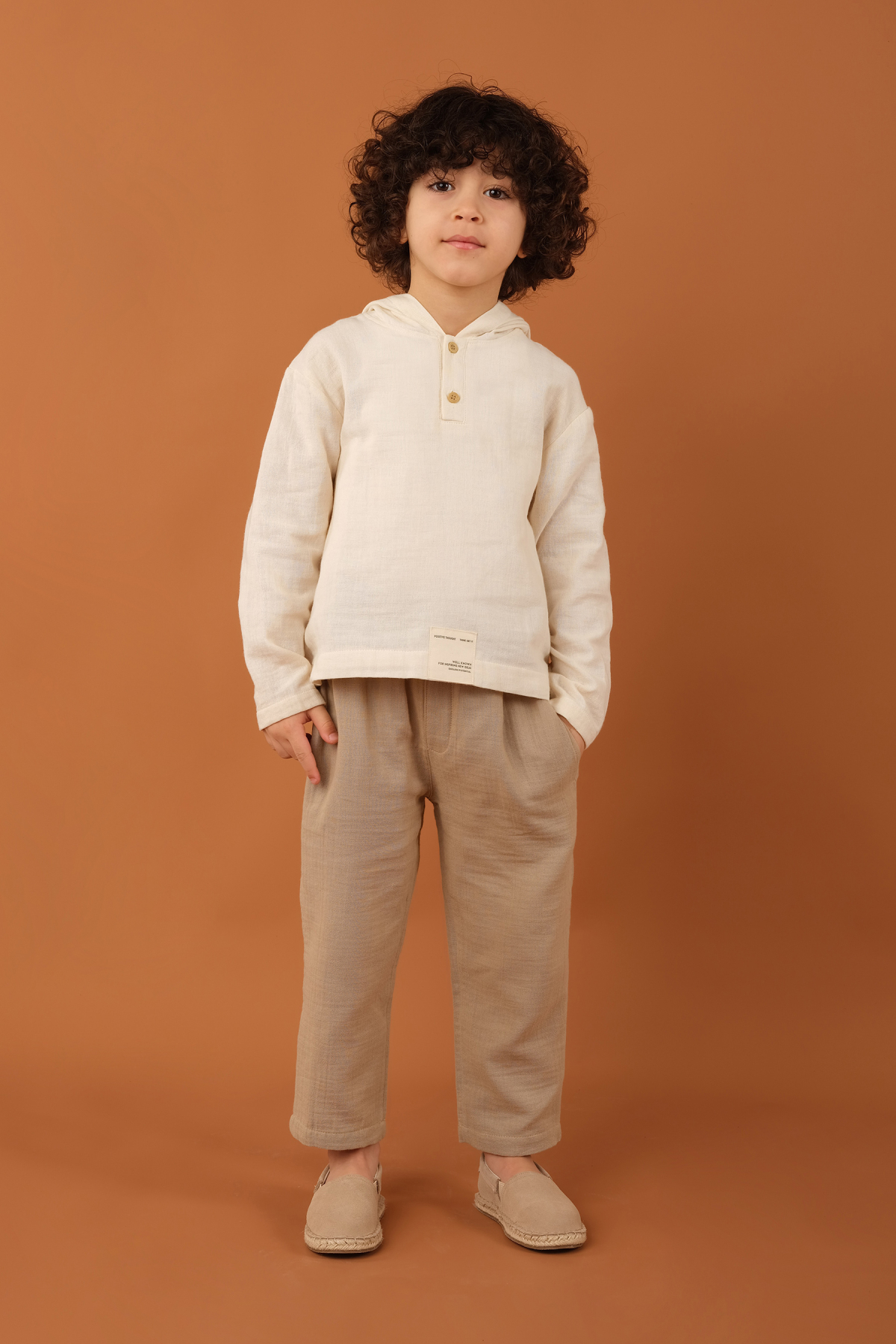 kapisonlu-muslin-takim-sutlu-kahve-takim-mioma-kids-1377-27-O.jpg Hooded Muslin Set in Milky Coffee