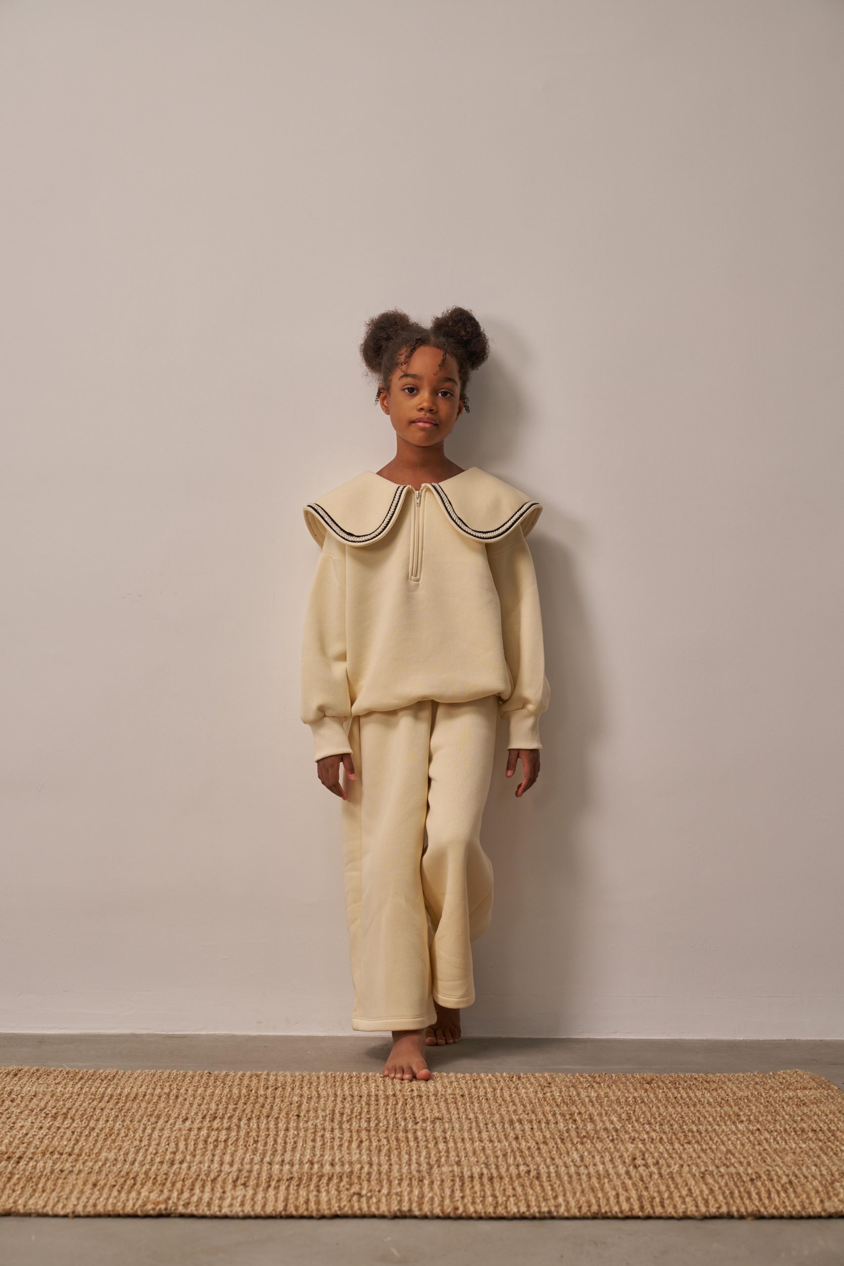 krem-genis-yakali-kiz-takim-cf942b.jpg Milky Lumo Vintage Set