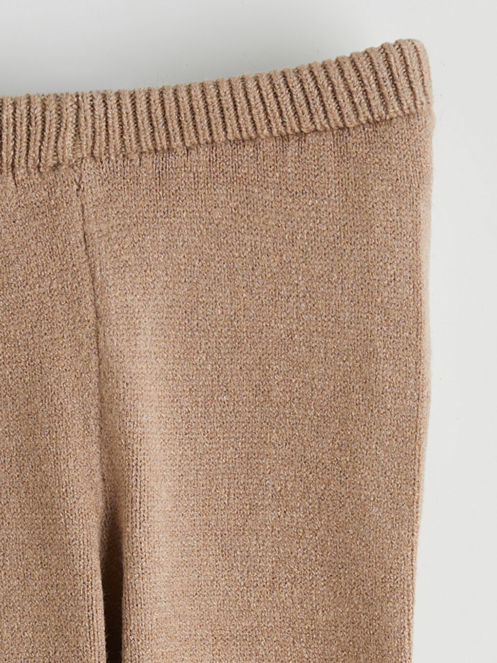 l_20252-w5g433z1-yg7_a5.jpg LCW Baby Beige Crew Neck Sweater and Pants Set