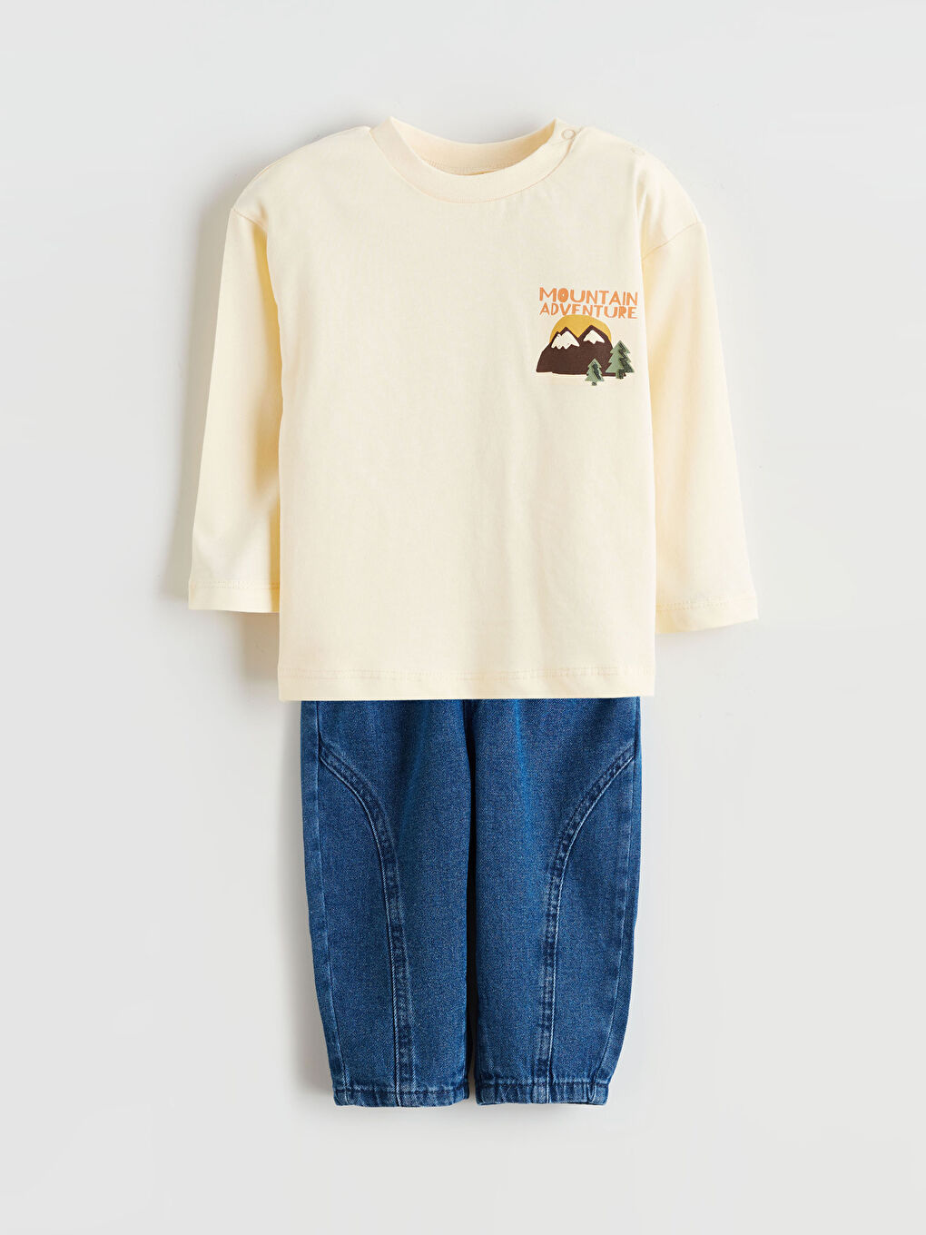 l_20252-w5lg39z1-fqq_a.jpg LCW Baby Beige Crew Neck Boys T-Shirt and Jeans