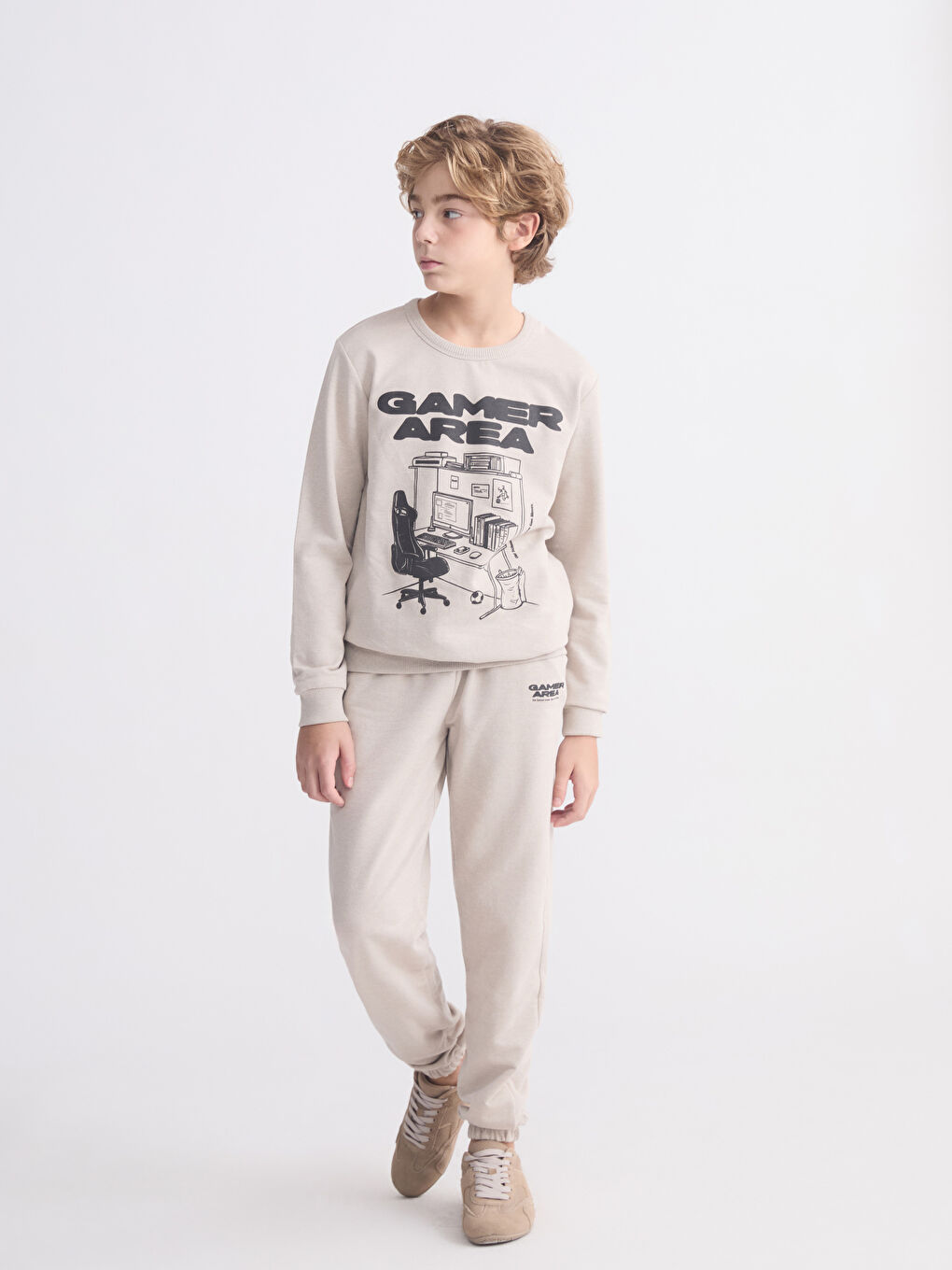 l_20252-w5m213z4-zab-136-27_6.jpg LCW Kids Beige Crew Neck Boys Sweatshirt