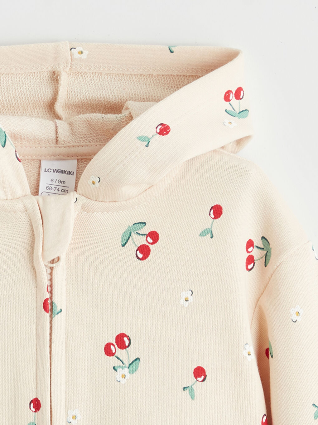 l_20252-w5mm41z1-lqa_a1-1.jpg LCW Baby Beige Hooded Cherry Print Zippered Sweatshirt