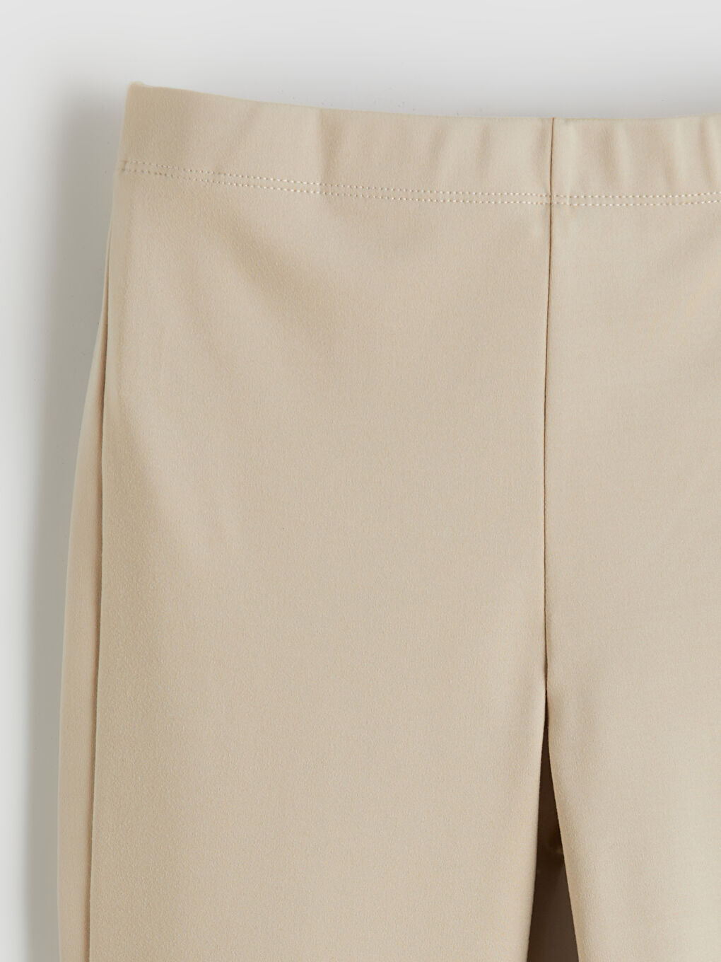 l_20252-w5n464z4-vxy_a1.jpg LCW Kids Beige Elastic Waist Flared Tights for Girls