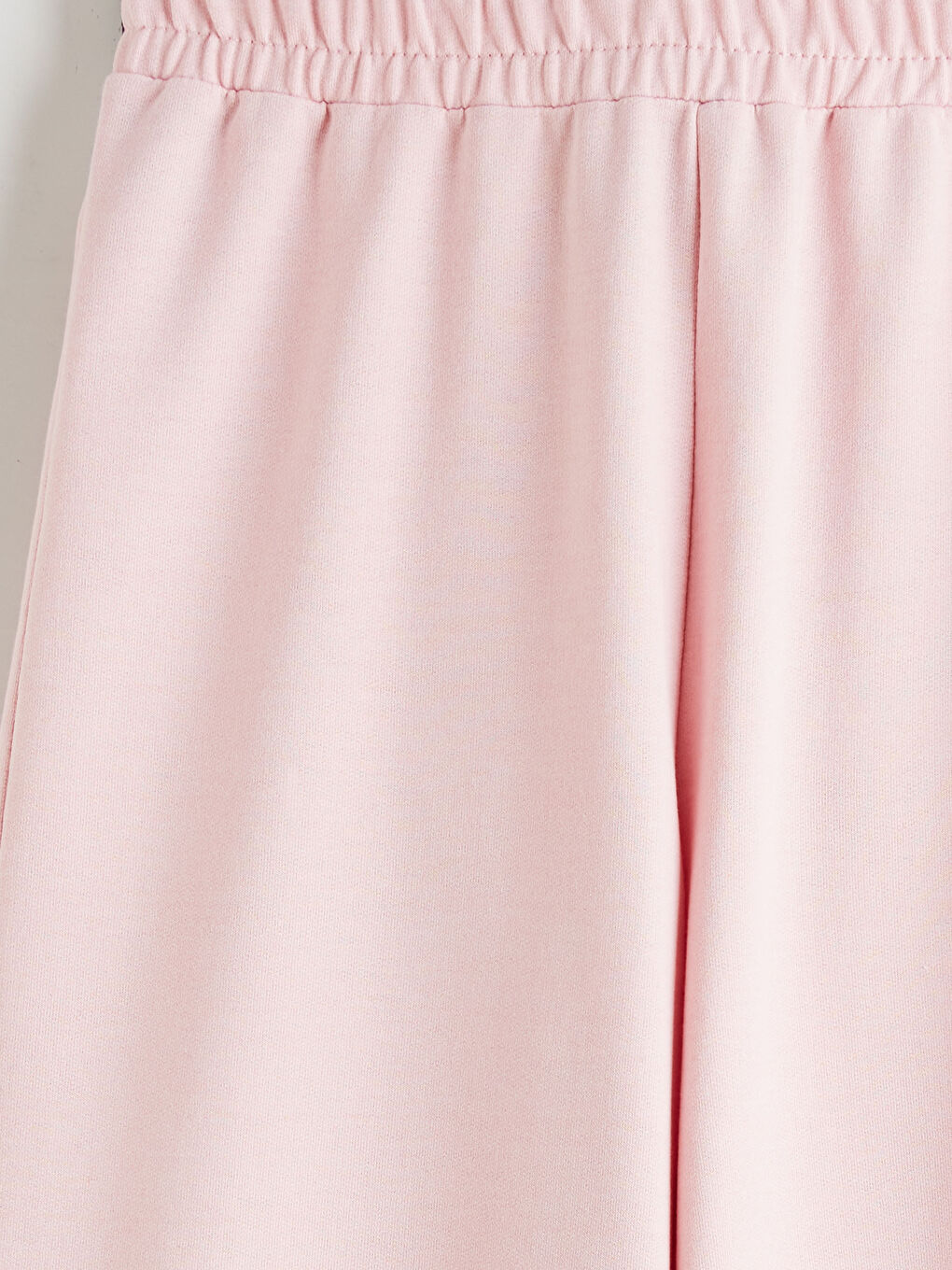 l_20252-w5n572z4-zcp_a2.jpg LCW Kids Pink Elastic Waist Girls Sweatpants