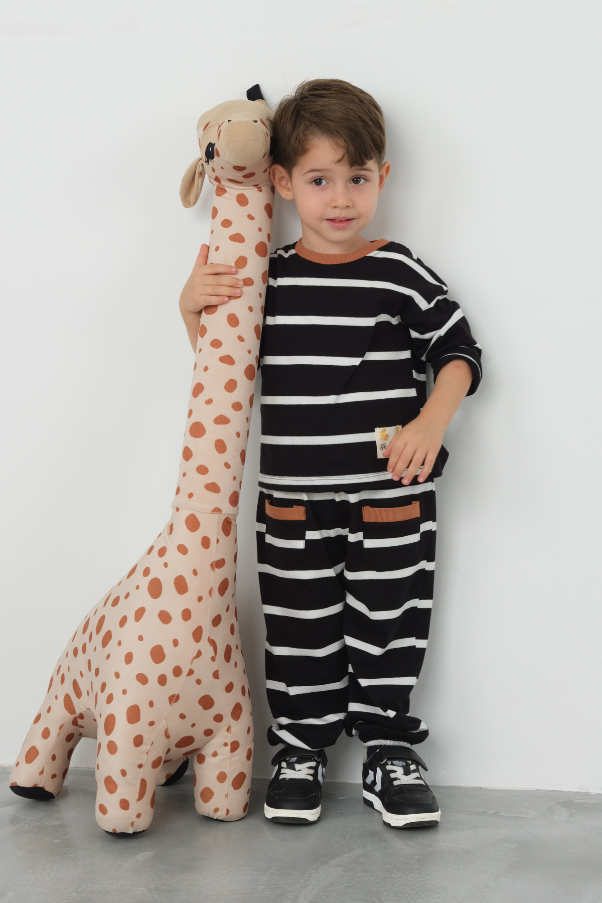 ribanali-takim-siyah-beyaz-takim-mioma-kids-757-19-O.jpg Striped Ribbed Set Black and White