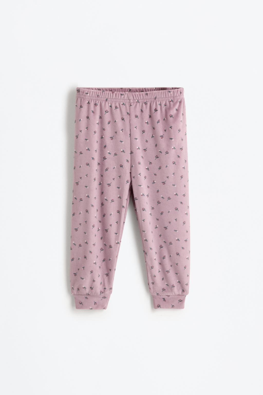 05139255612-A7.jpg Patterned Velvet Pajama Set