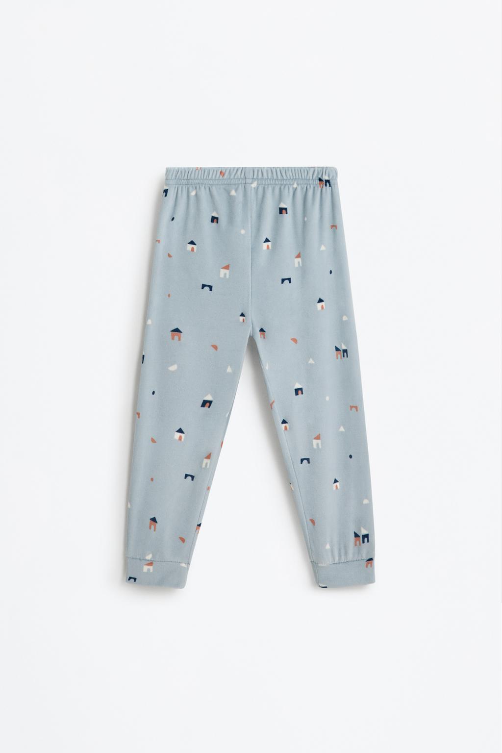 05139855819-A7.jpg Patterned Velvet Pajama Set