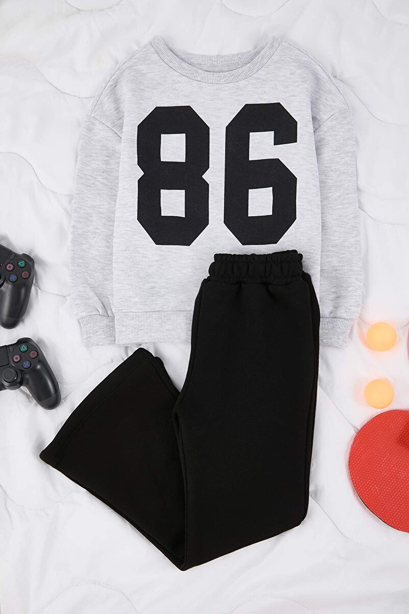 0_org_zoom-8.jpg Trendyolmilla Kids Gray Cotton Printed Oversized Girls' Knit Set