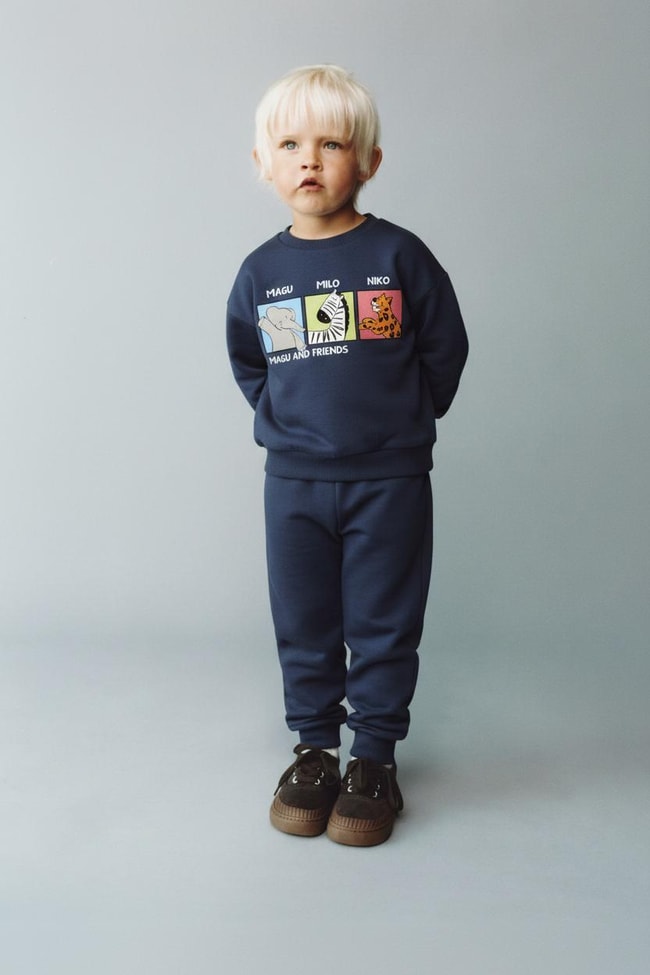 0ab69eb8-7fa5-494f-8faa-a36845de2a0a-15-4fb.jpg Boys' Cotton Navy Magu and Friends Printed Sweatshirt Set