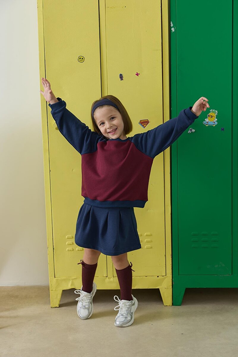 1_org_zoom-152.jpg Tics Oversize Sweatshirt - Cherry