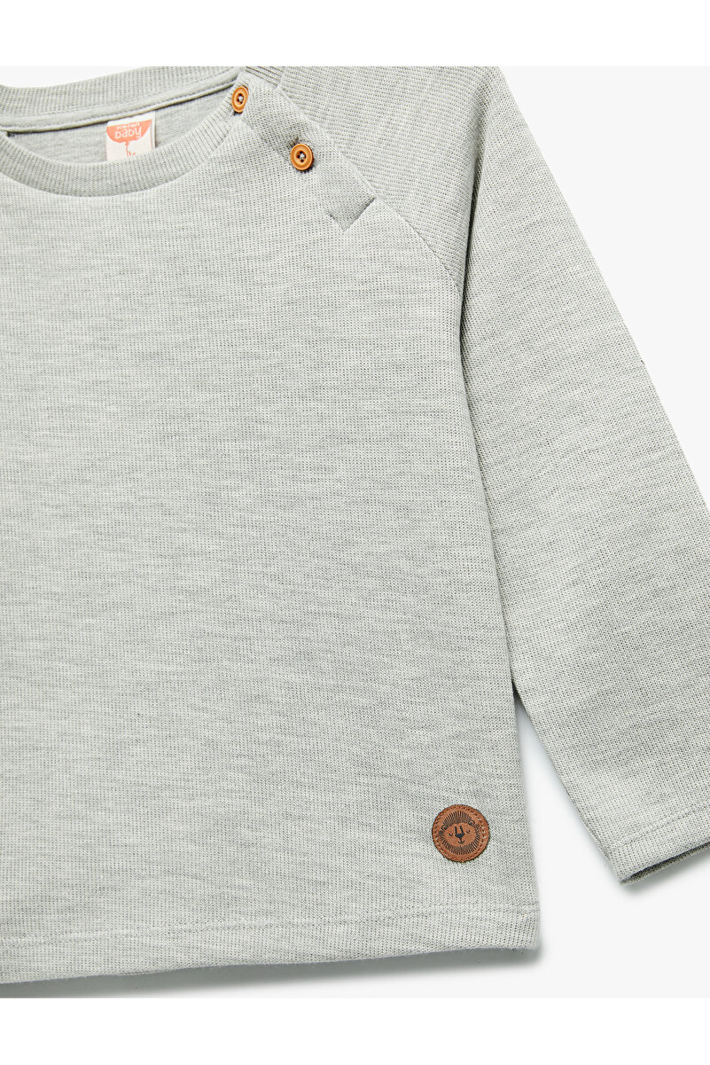 1_org_zoom-333.jpg Cotton Buttoned Long Raglan Sleeve Crew Neck Sweatshirt