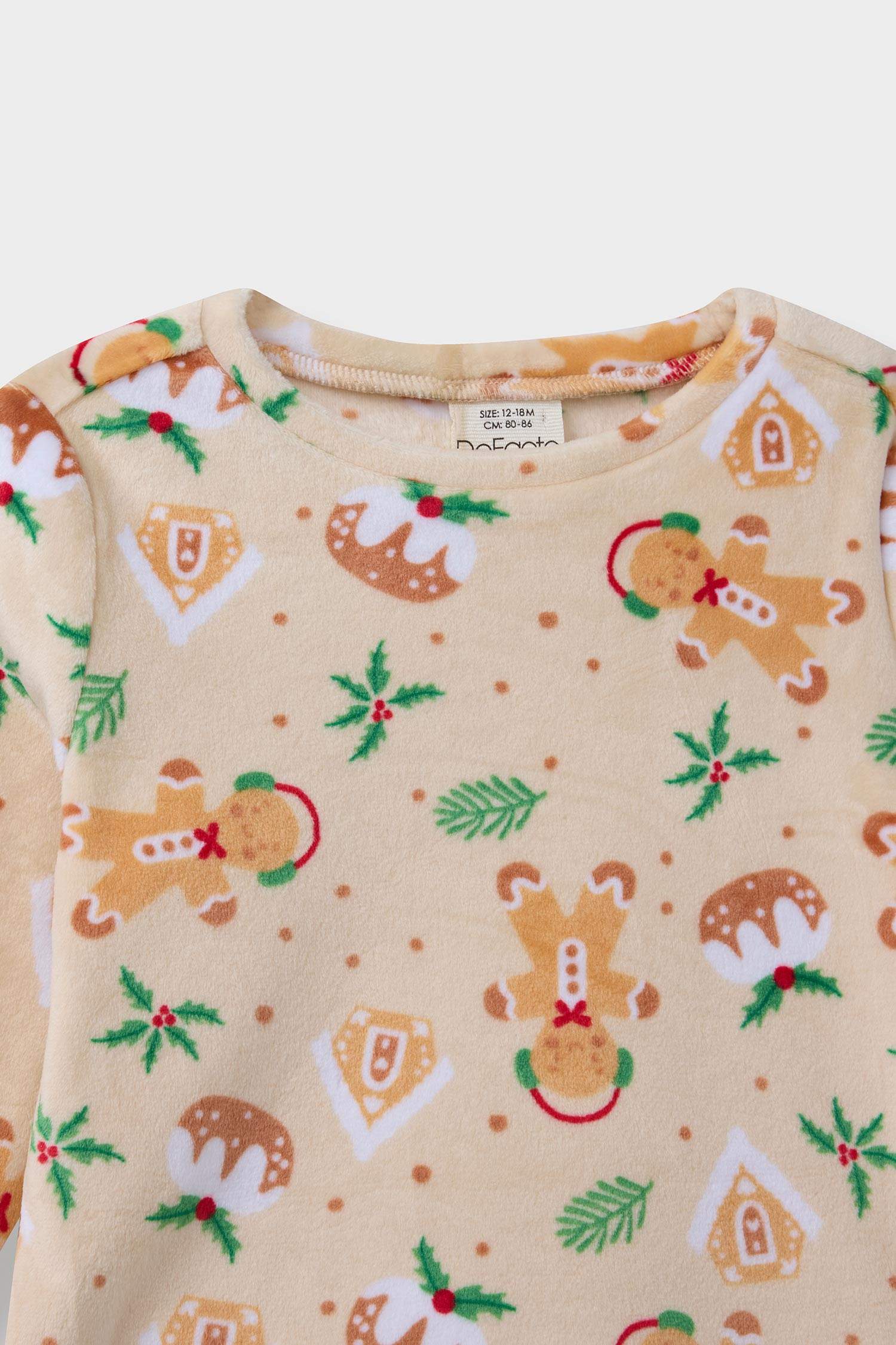 F5561A5_25WN_BG358_03_01.jpg Boys' Christmas Themed Long Sleeve Velour Pajama Set