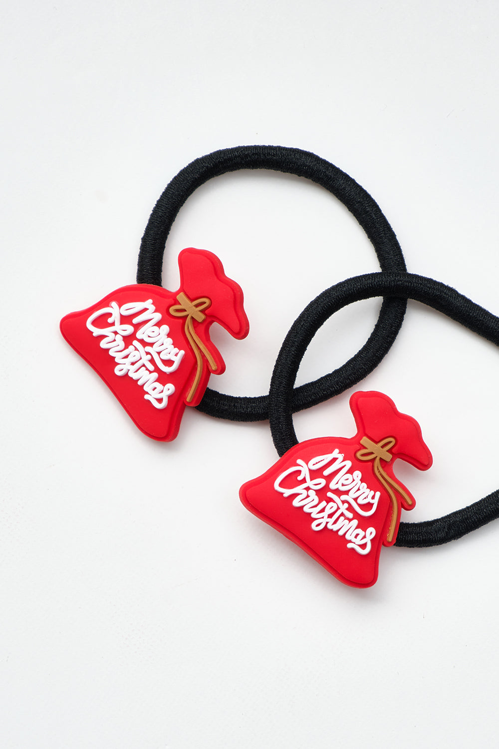 TCLS25AWGHAC070_1015_6.jpg Red Bag Figurine Girl's Christmas Hair Tie Set