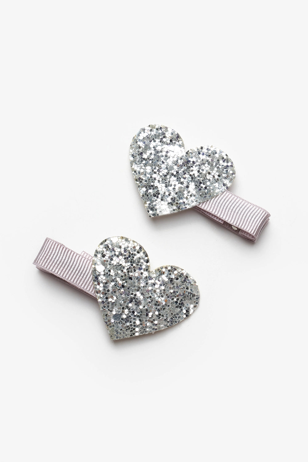 TLMB25AWGHAC022_1011_6.jpg Silver Glitter Heart Shaped Hair Clips for Girls