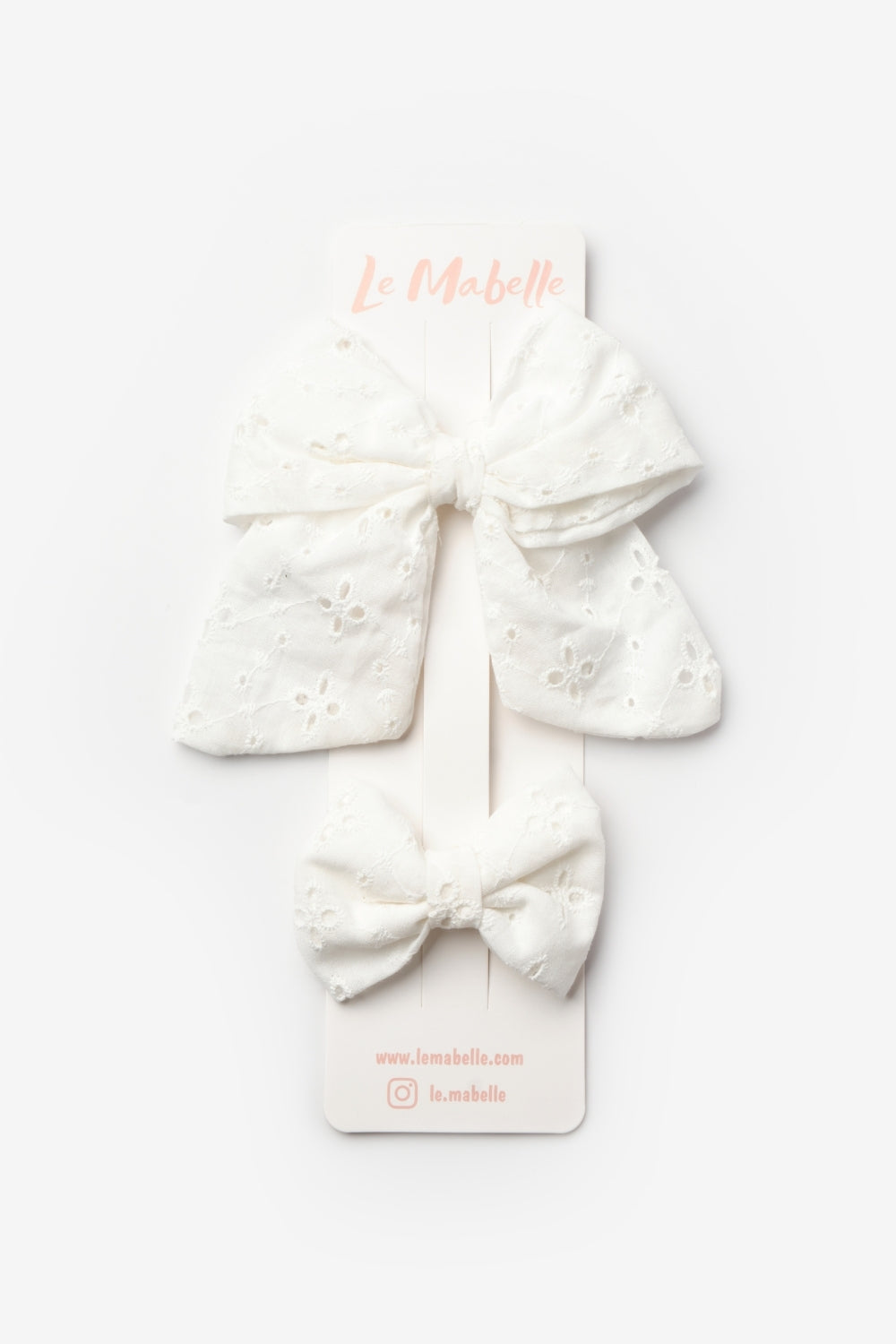 TTTM22ASGHAC002_1005_5.jpg White Fisto Bow Mother-Daughter Hair Clip Set