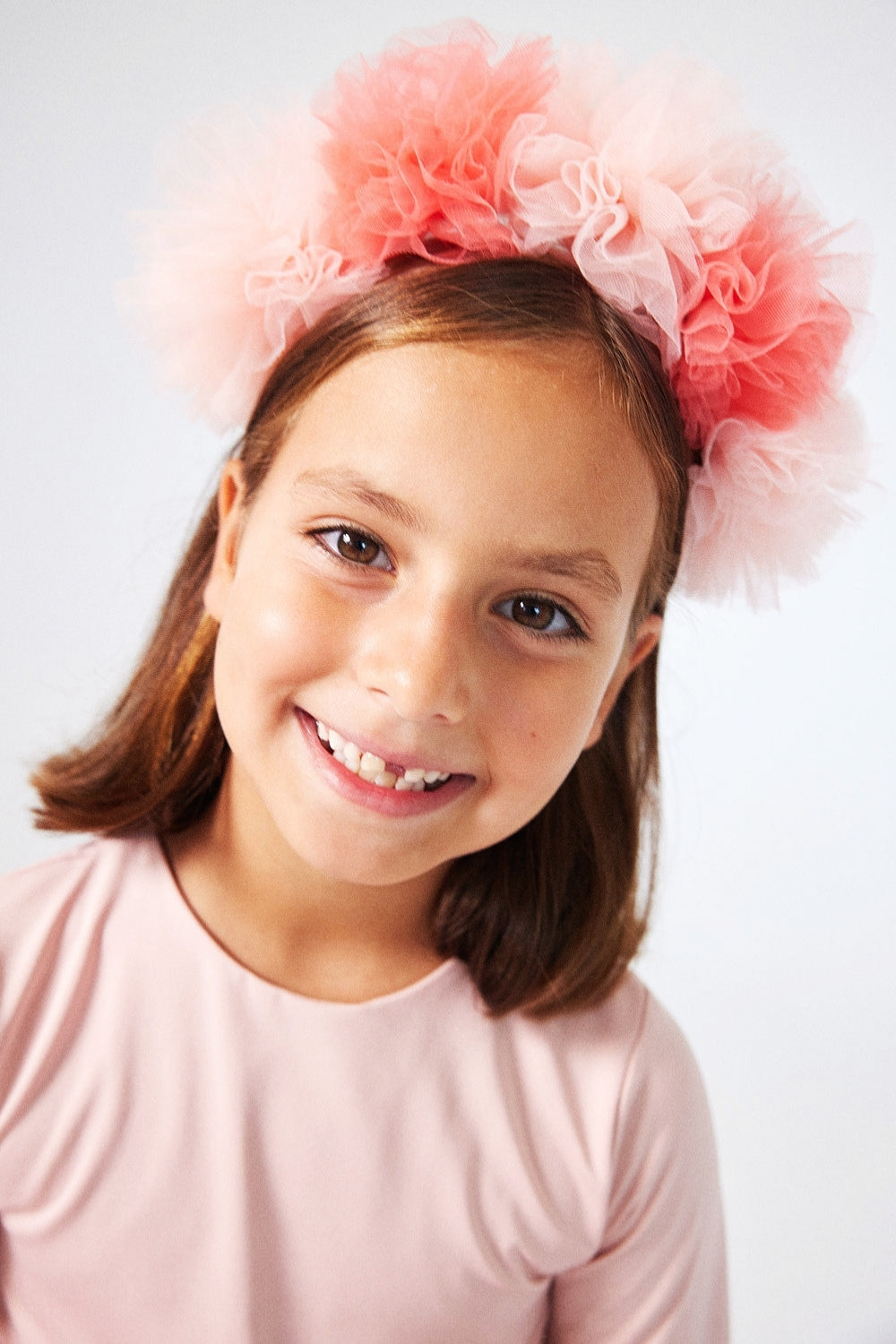 ULMB24ASGHAC007_1030_1.jpg Powder Pink 5-Piece Tulle Pom Pom Headband Set for Girls
