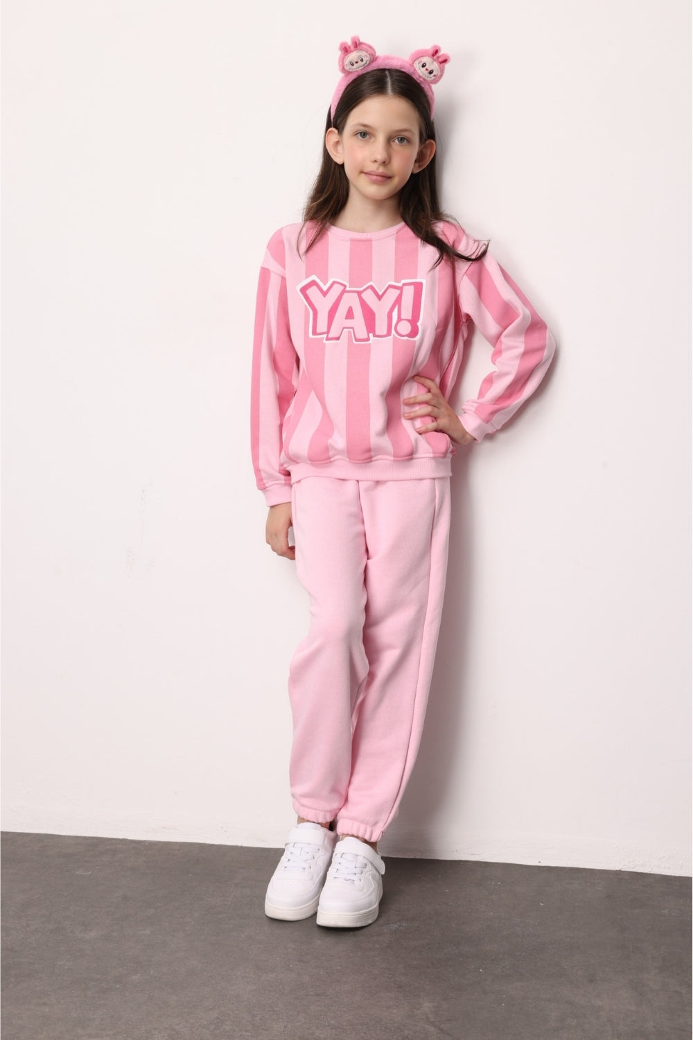 ULMB25AWGTRC004_1028_3.jpg Pink Bow Printed Striped Girls' Tracksuit Set - Phoebe