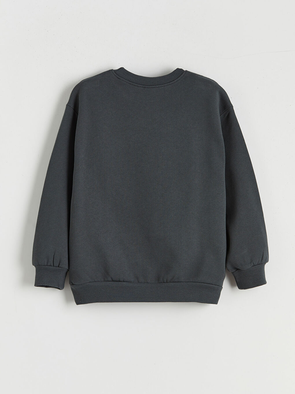 l_20252-w5gc80z1-r4w_a4-1.jpg LCW Kids Dark Gray Crew Neck Boys Thick Sweatshirt Set