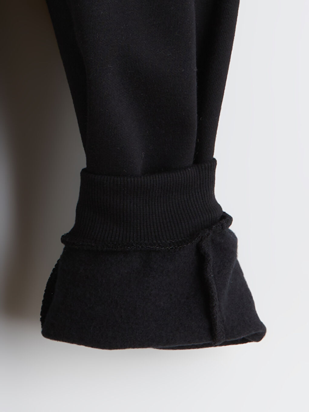 l_20252-w5h302z1-cvl_a2.jpg LCW Kids Black Elastic Waist Basic Boys' Sweatpants 3-Pack