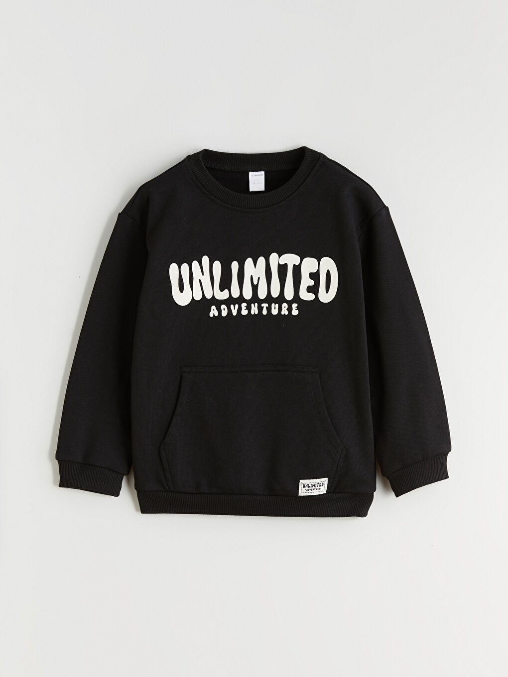 l_20252-w5jp65z1-cvl_a1.jpg LCW Kids Black Printed Boys Sweatshirt Set