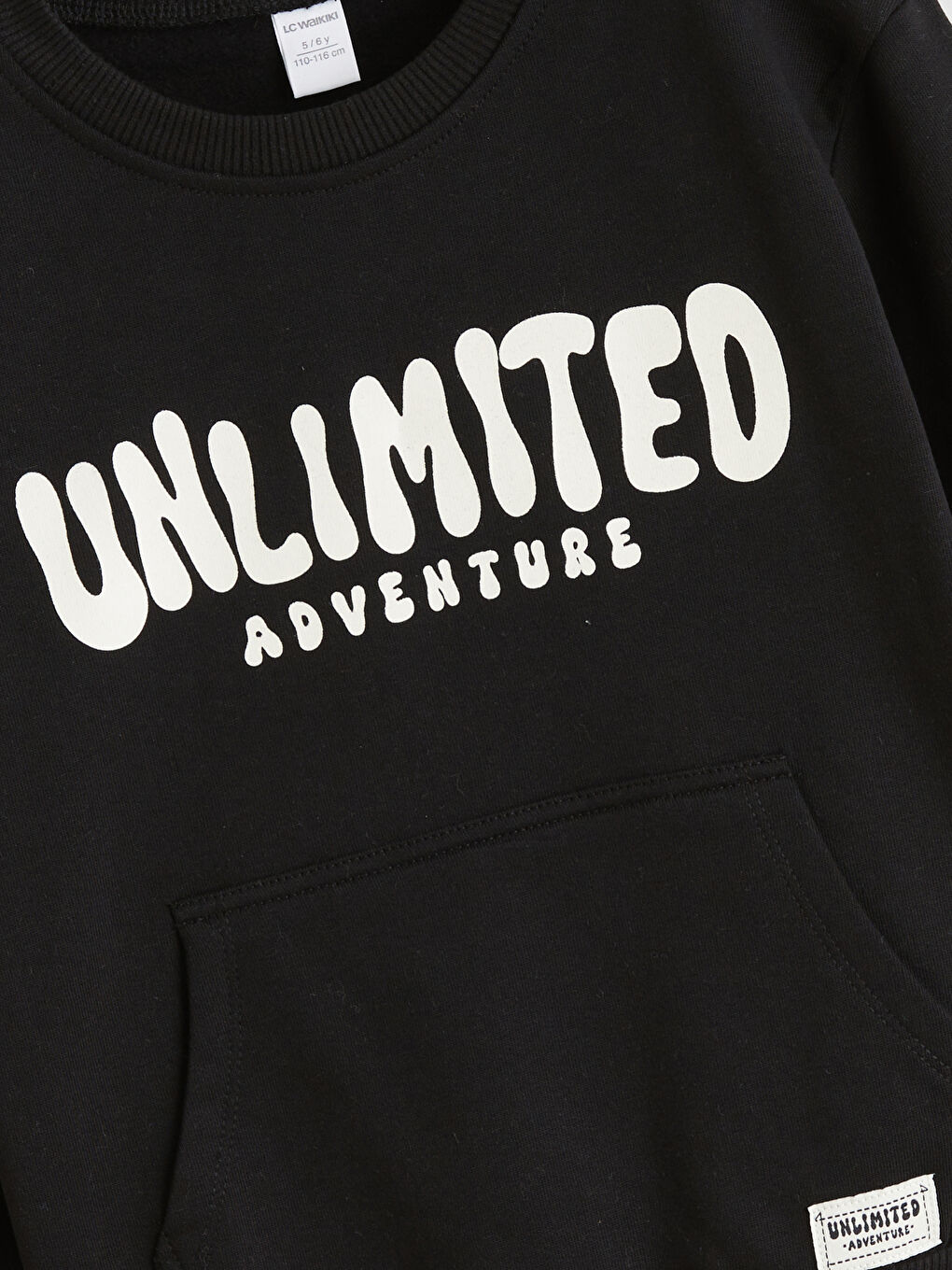 l_20252-w5jp65z1-cvl_a3.jpg LCW Kids Black Printed Boys Sweatshirt Set