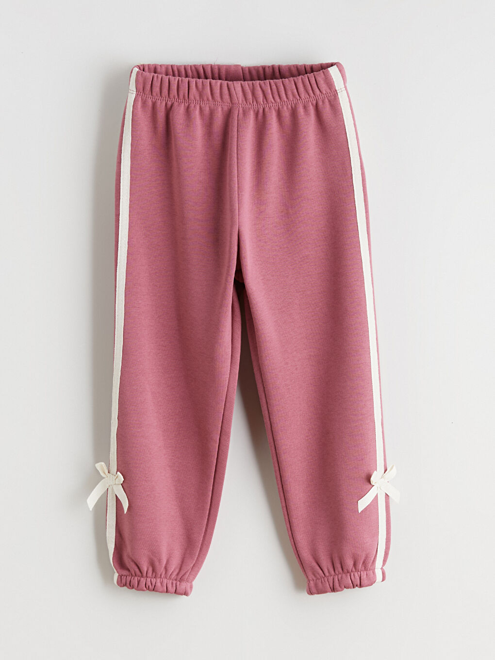 l_20252-w5m343z1-gv8_a4.jpg LCW Kids Pink Printed Girls Sweatshirt and Sweatpants Set