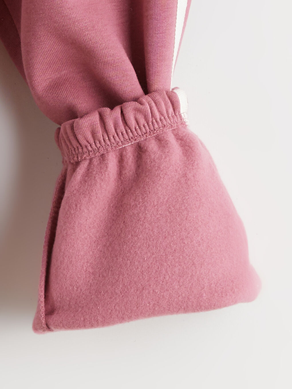 l_20252-w5m343z1-gv8_a5.jpg LCW Kids Pink Printed Girls Sweatshirt and Sweatpants Set