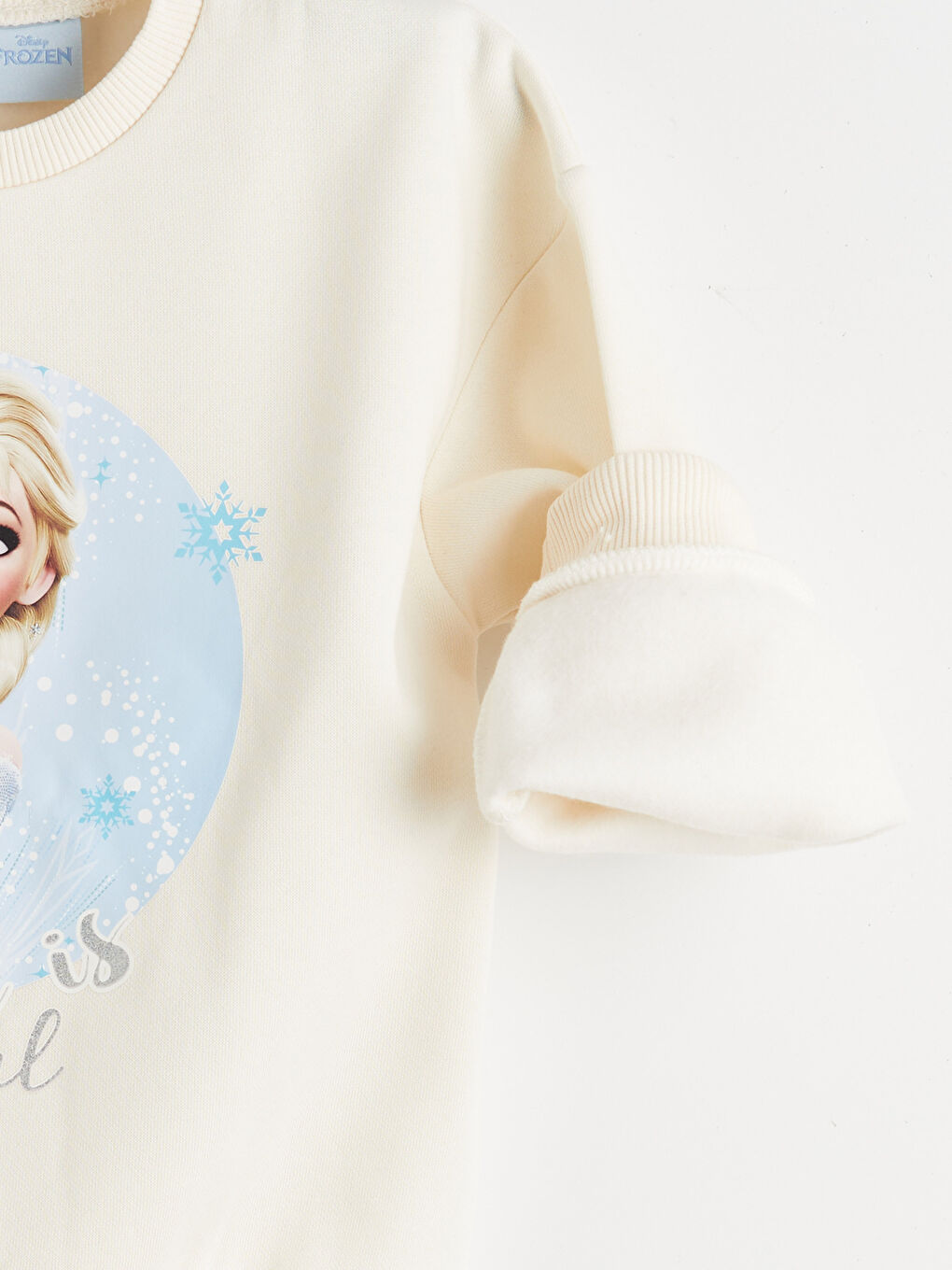 l_20252-w5me57z1-fes_a5.jpg LCW Kids Cream Crew Neck Elsa Printed Girls Sweatshirt 2-Pack