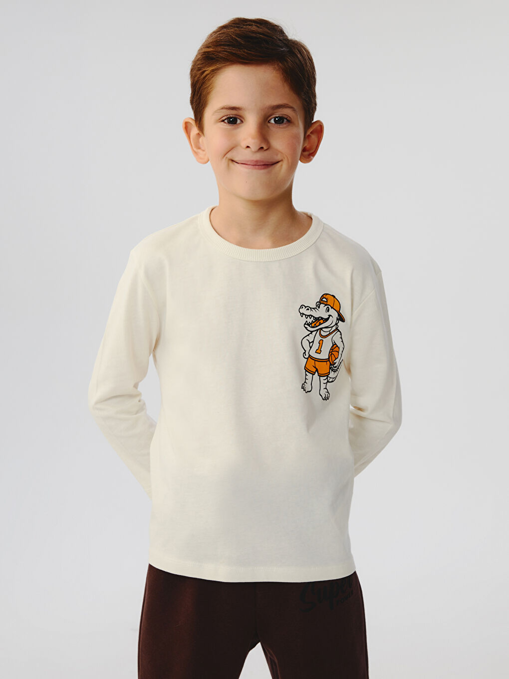 l_20252-w5mm56z1-qvk-130-22_5.jpg LCW Kids Beige Dinosaur Print Boys T-Shirt