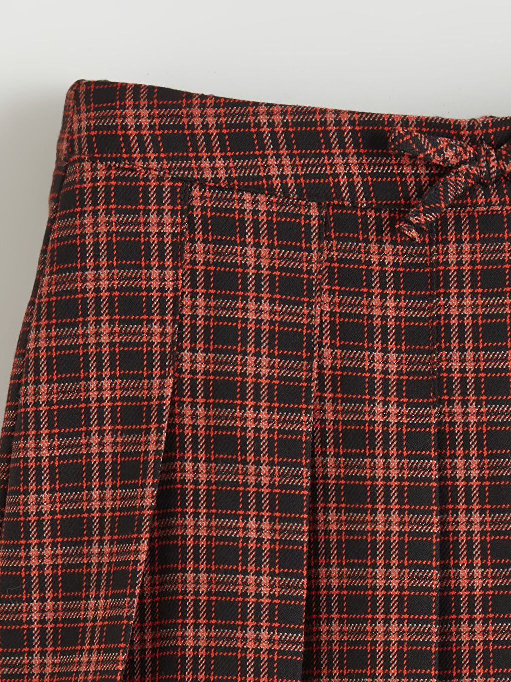 l_20252-w5n771z1-lp9_a1.jpg LCW Kids Red Checkered Girls' Shorts Skirt