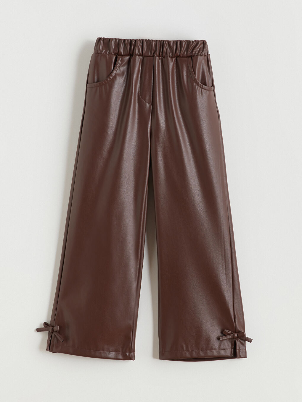 l_20252-w5nf51z1-004_a.jpg LCW Kids Brown Bow Detail Faux Leather Girls Pants