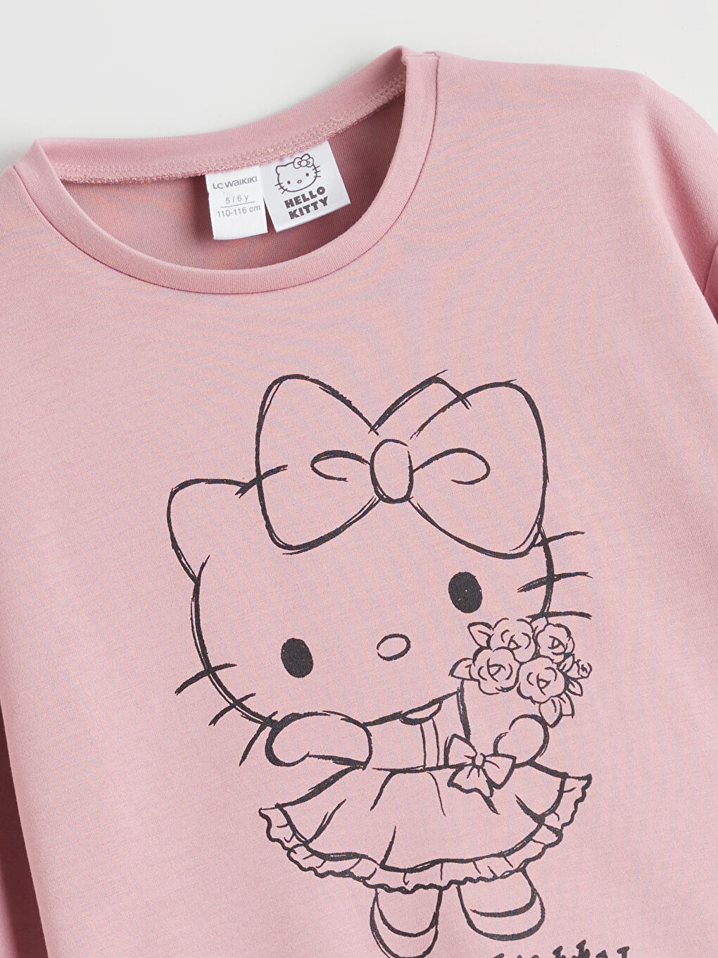 l_20252-w5np03z1-gdd_a1.jpg LCW Kids Lilac Hello Kitty Printed Girls Sweatshirt